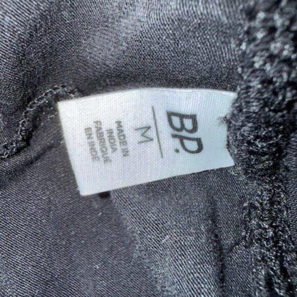 BP. Silver Piping Leggings with Split Front Hem - Picture 15 of 16